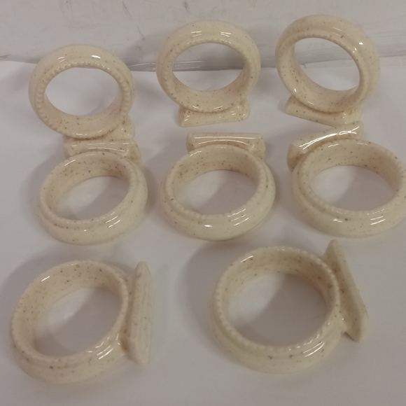 8 Whole Wheat Napkin Rings Porcelain 2" Mikasa Style - Picture 3 of 6